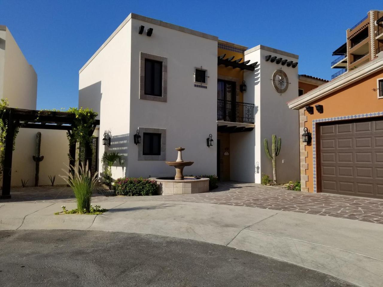 Quivira Los Cabos Condos And Homes -Vacation Rentals Cabo San Lucas Exterior photo